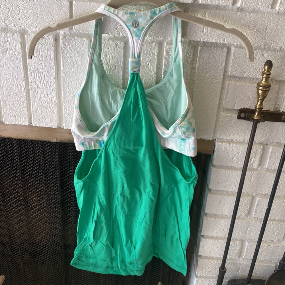 Tops - Picture 2 of 3